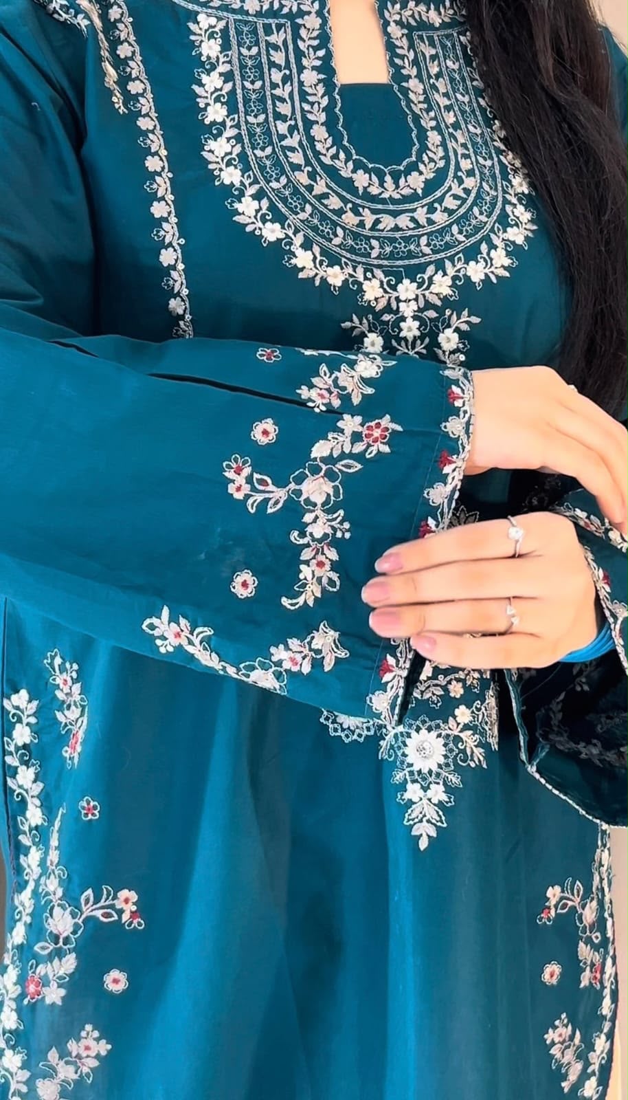 Premium Pure Shamoze Silk – Soft, Smooth & Luxuriously Shiny